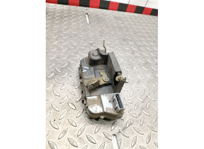 Замок двери задней левой к Lada Kalina