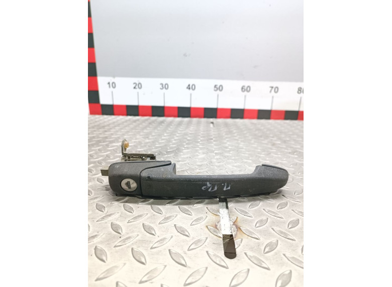 Ручка наружная передняя правая к Lada Kalina