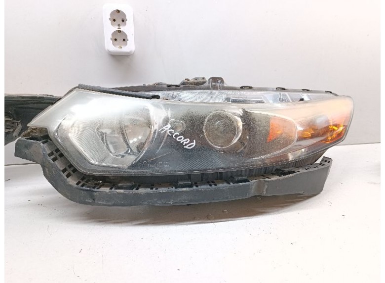 Фара левая к Honda Accord