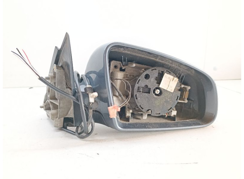 Зеркало наружное правое к Audi A4, 2003г.