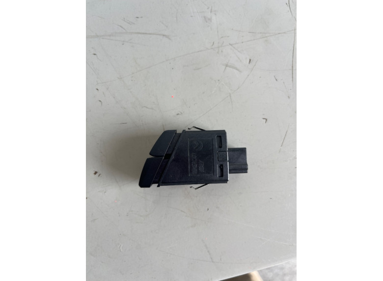 Кнопка аварийной сигнализации к BMW 5 F10/F11/GT F07, 2012г.