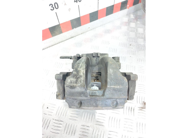 Суппорт передний правый к Volvo V90