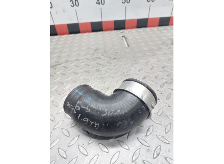 Патрубок интеркулера к Volkswagen Passat, 2003г.