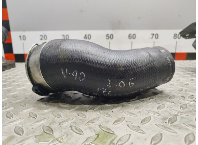 Патрубок интеркулера к Патрубок интеркулера к Volvo V90 undefined г. V90