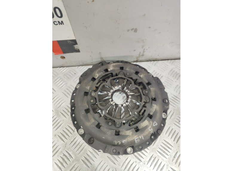 Корзина сцепления к Volkswagen Passat, 2003г.