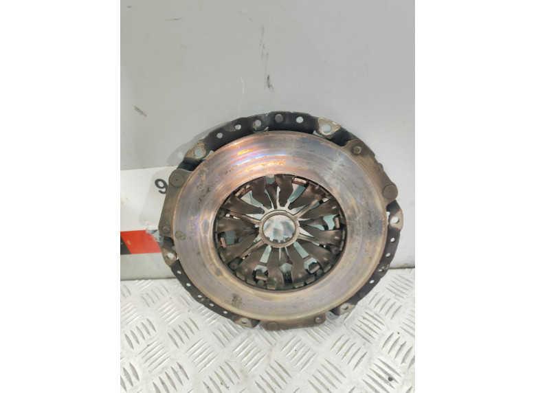 Корзина сцепления к Volkswagen Passat, 2003г.