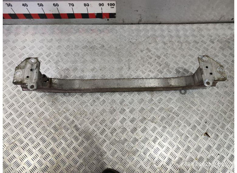 Усилитель бампера переднего к Renault Modus, 2008г.