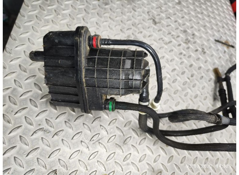 Корпус топливного фильтра к Renault Clio