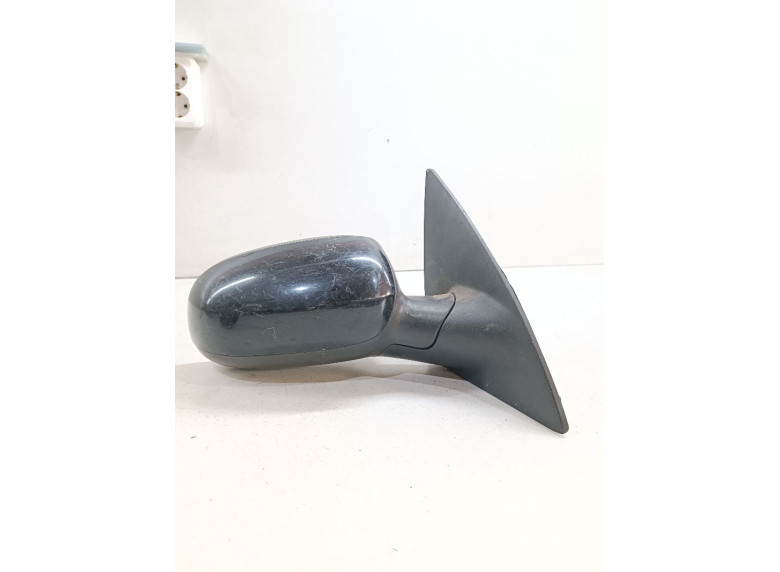 Зеркало наружное правое к Opel Corsa, 2000г.