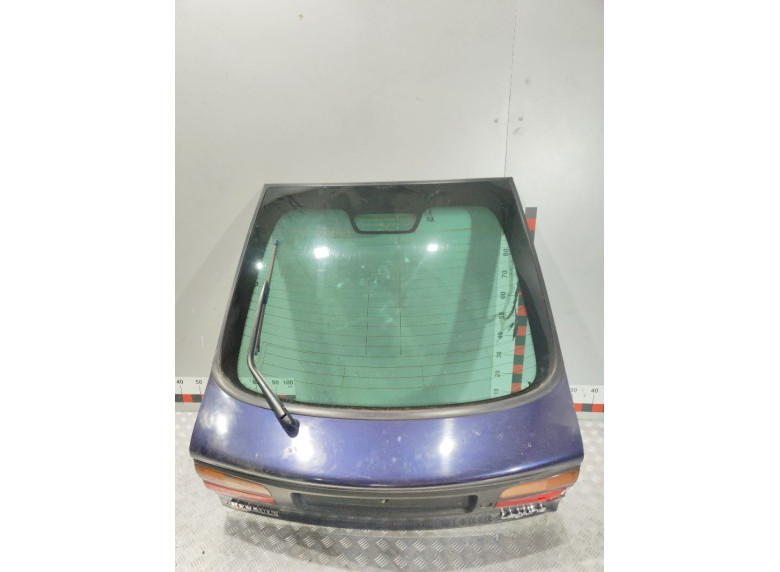 Стекло заднее к Renault Laguna, 2000г.