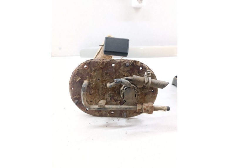 Насос топливный к Toyota Camry