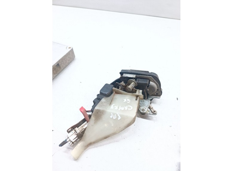 Замок двери задней правой к Замок двери задней правой к Toyota Camry undefined г. Camry