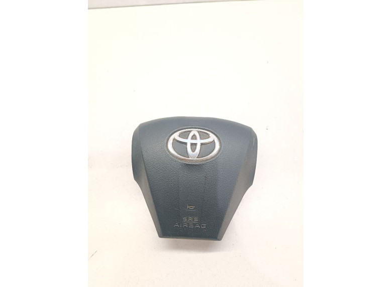 Подушка безопасности водителя к Toyota Auris, 2011г.