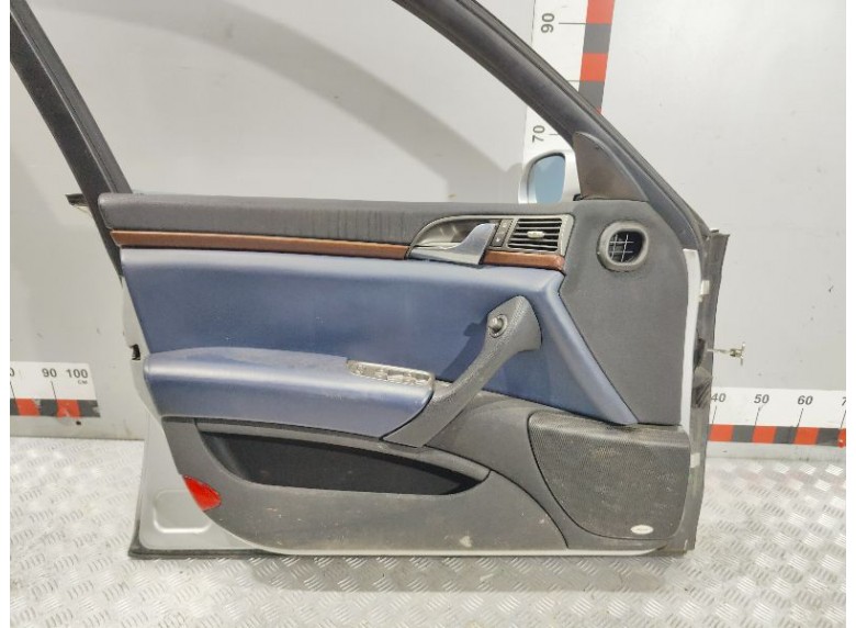 Обшивка двери передней левой (дверная карта) к Lancia Thesis