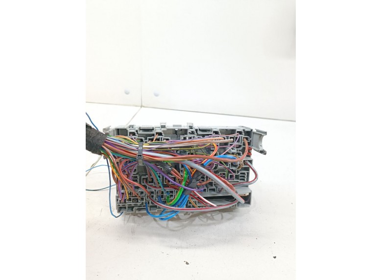 Блок предохранителей к Блок предохранителей к Ford Transit undefined г. Transit