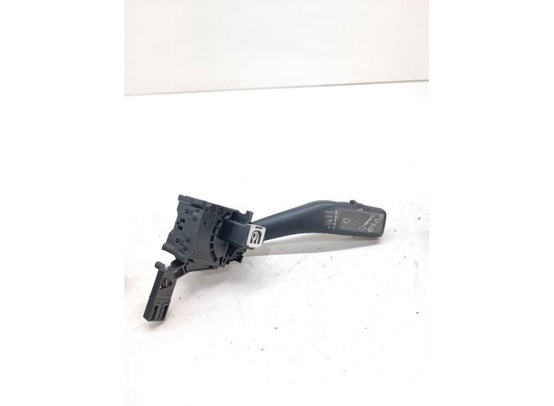 Переключатель дворников к Skoda Octavia