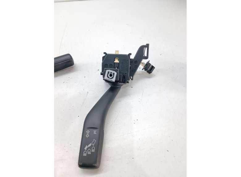 Переключатель света к Skoda Octavia