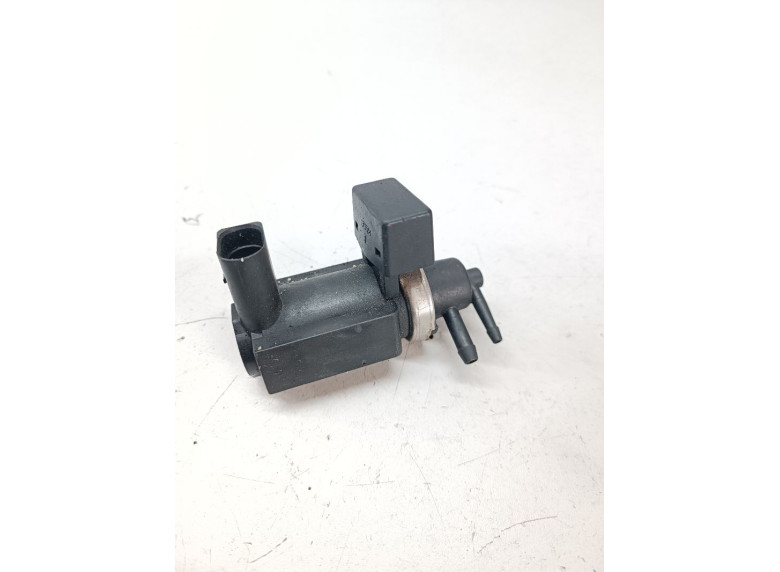 Клапан электромагнитный к Volkswagen Passat, 2002г.