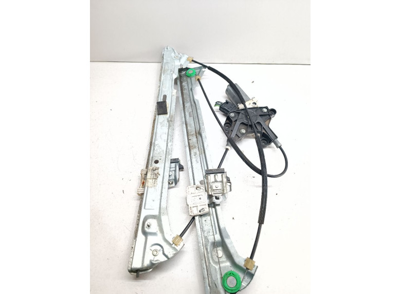 Стеклоподъемник электрический передний правый к Mercedes Vito W639, 2004г.