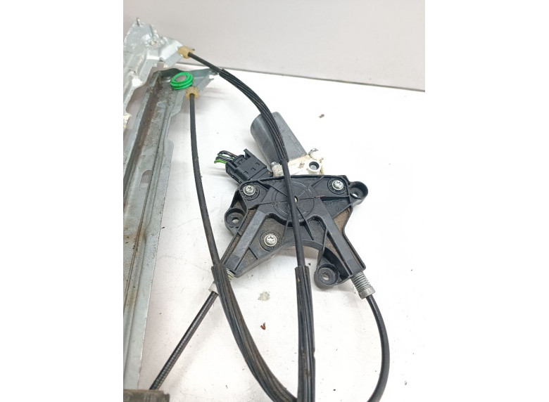 Стеклоподъемник электрический передний правый к Mercedes Vito W639, 2004г.