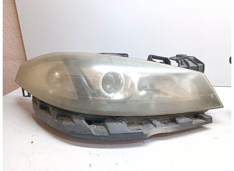 Фара правая к Renault Laguna, 2006г.