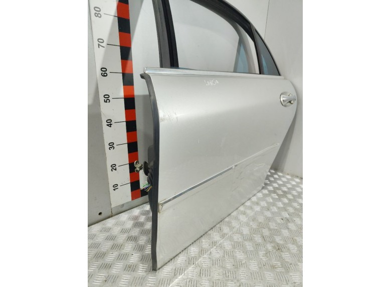 Дверь задняя левая к Дверь задняя левая к Lancia Thesis undefined г. Thesis