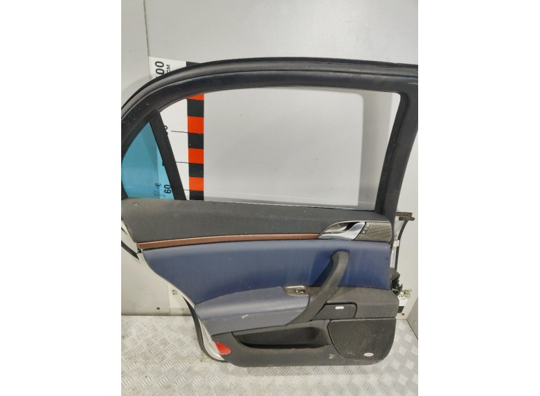 Обшивка двери задней левой (дверная карта) к Обшивка двери задней левой (дверная карта) к Lancia Thesis undefined г. Thesis