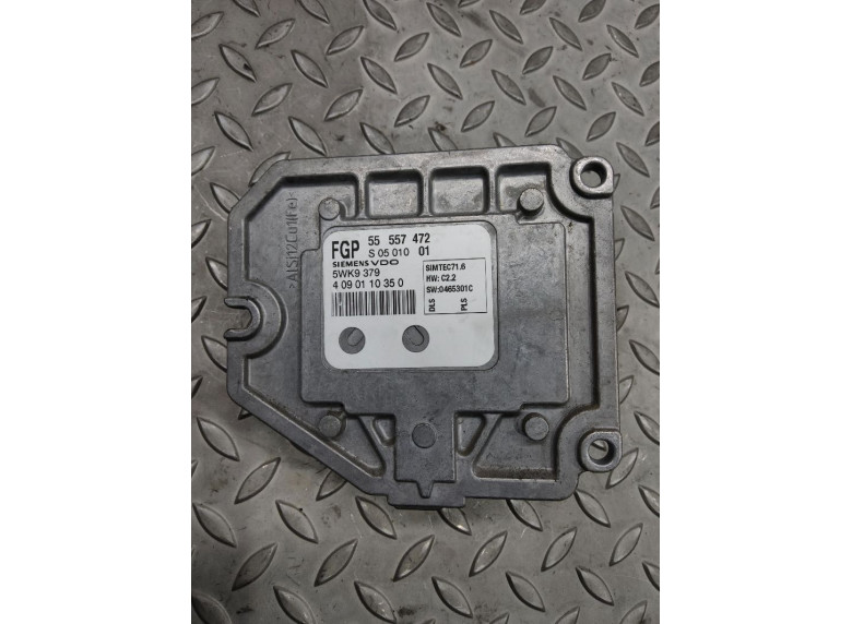 Блок управления двигателем к Opel Astra, 2005г.