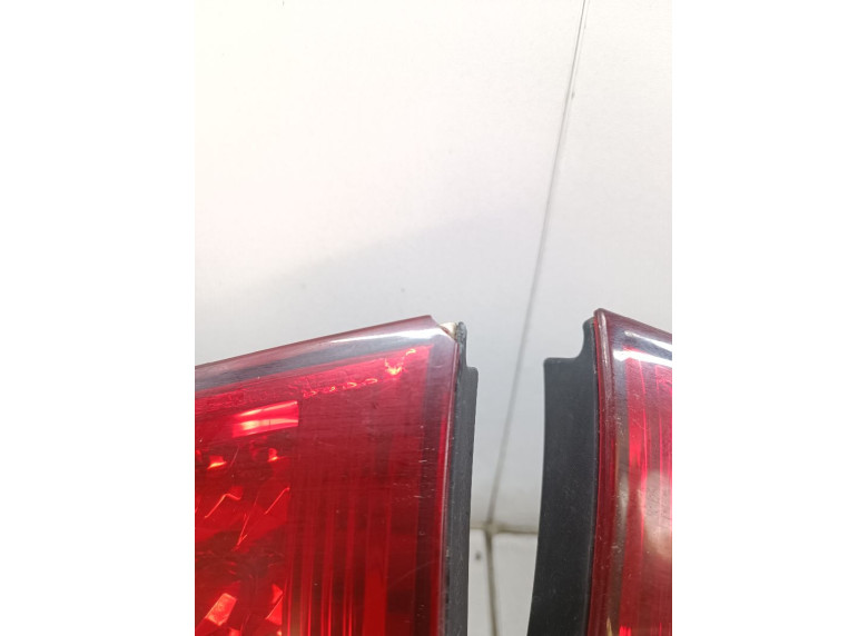Фонарь задний (комплект) к Audi A4, 2006г.