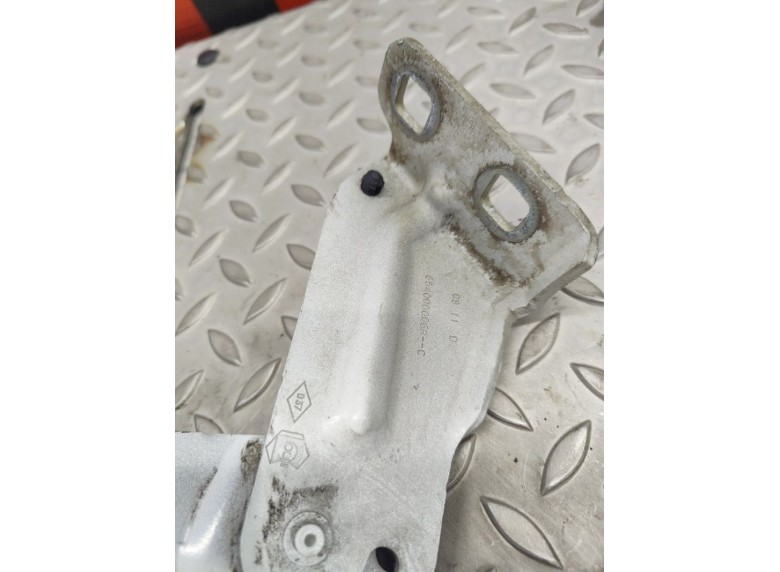 Петля капота правая к Петля капота правая к Renault Master undefined г. Master