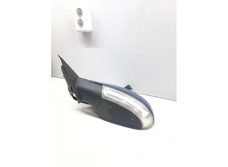 Зеркало наружное левое к Volkswagen Passat, 2004г.