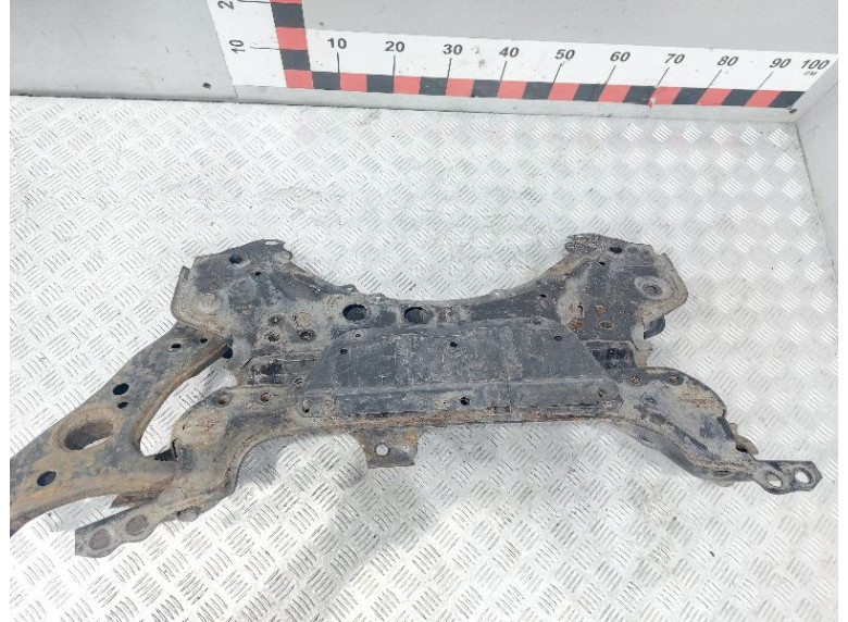 Балка подвески передняя (подрамник) к Toyota Auris, 2011г.