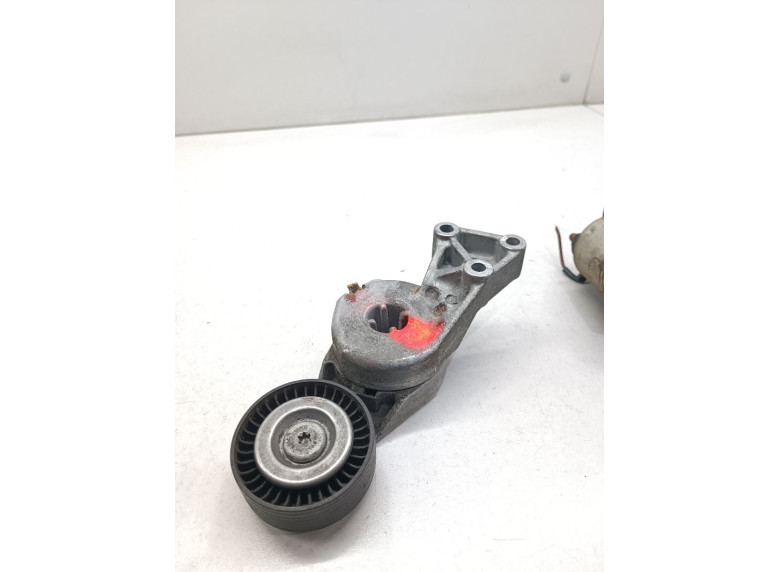 Натяжитель ремня генератора к Volkswagen Golf, 2003г.