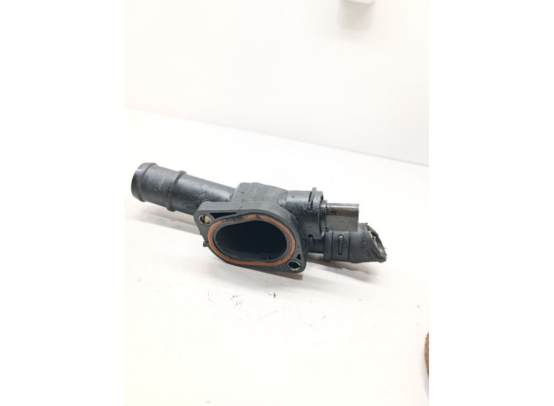 Фланец (тройник) системы охлаждения к Volkswagen Passat, 2008г.