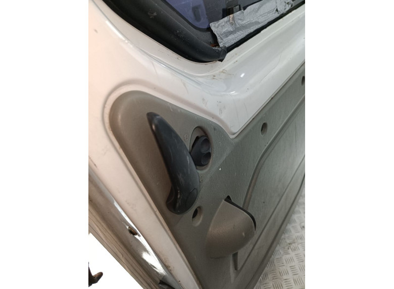 Ручка внутренняя сдвижной двери правой к Opel Vivaro, 2006г.