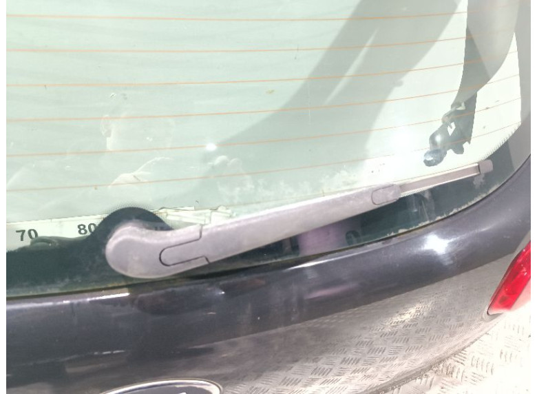 Щеткодержатель задний к Kia Ceed, 2013г.