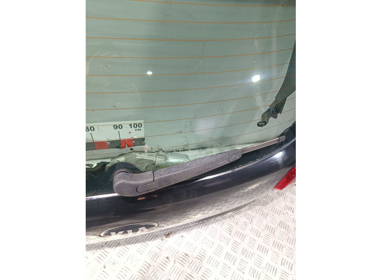 Щеткодержатель задний к Kia Ceed, 2013г.