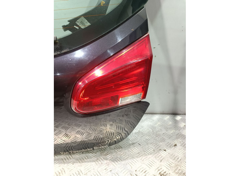 Фонарь крышки багажника правый к Kia Ceed, 2013г.