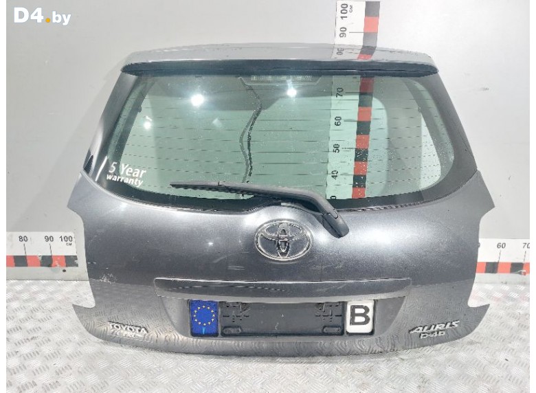 Накладка подсветки номера к Toyota Auris undefined г.