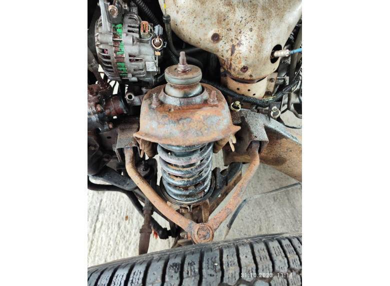 Амортизатор передний к Kia Sportage