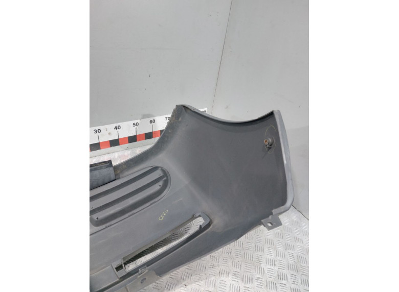 Бампер передний к Opel Vivaro, 2006г.