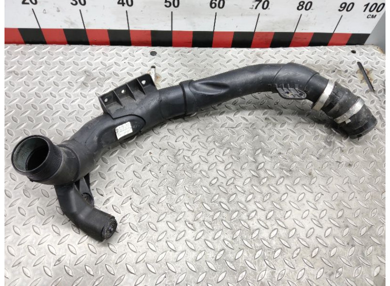 Патрубок интеркулера к Skoda Octavia