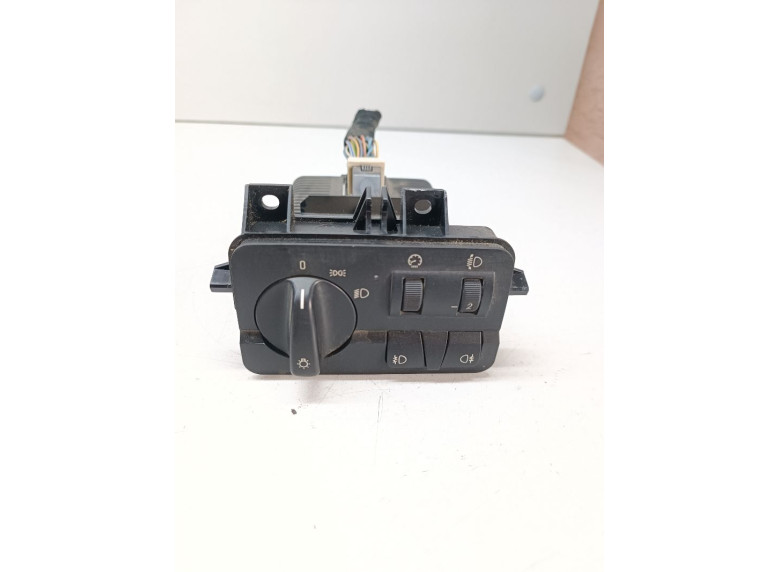 Переключатель света к BMW 3 E46, 2001г.
