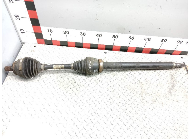 Полуось передняя правая (приводной вал, ШРУС) к Volvo S60