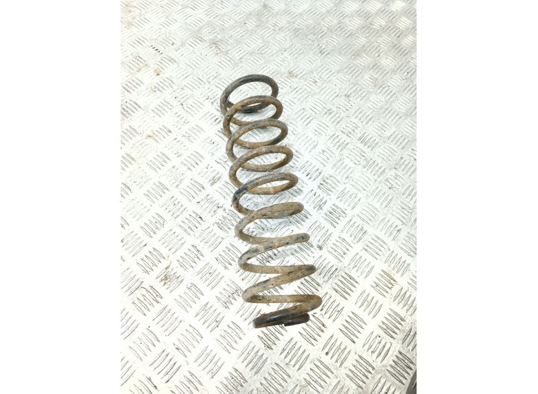 Пружина задняя к Volkswagen Passat, 1992г.