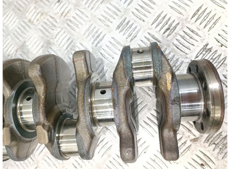 Коленвал к Коленвал к Toyota Avensis undefined г. Avensis