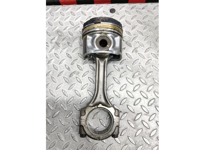 Поршень к Поршень к Toyota Avensis undefined г. Avensis