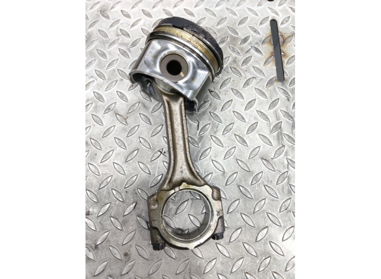 Поршень к Поршень к Toyota Avensis undefined г. Avensis