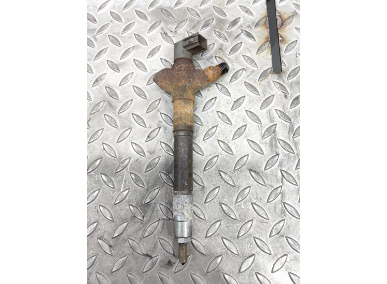 Форсунка к Toyota Avensis