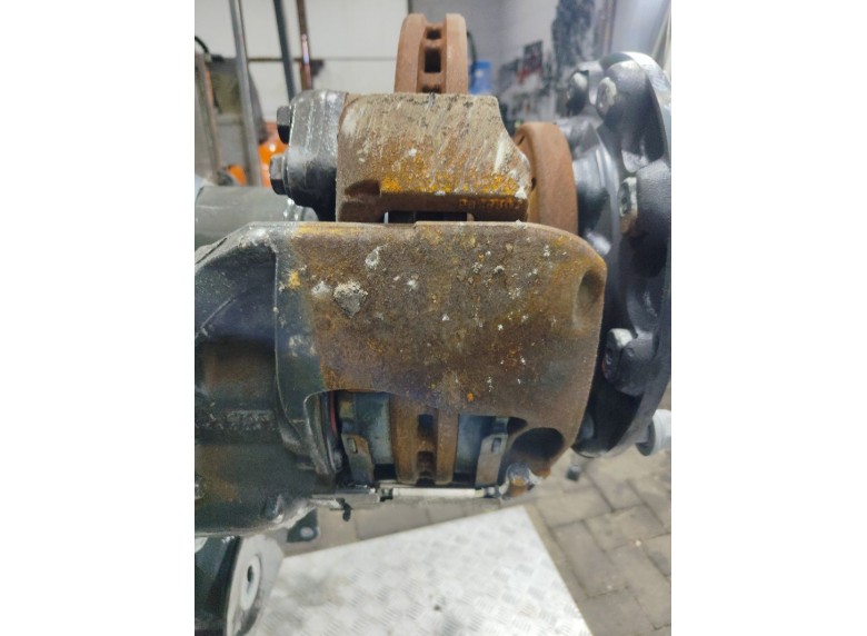 Скоба суппорта заднего к Krone SD